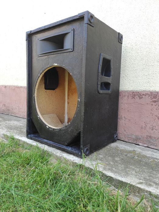 Incinta Boxa 15 inch