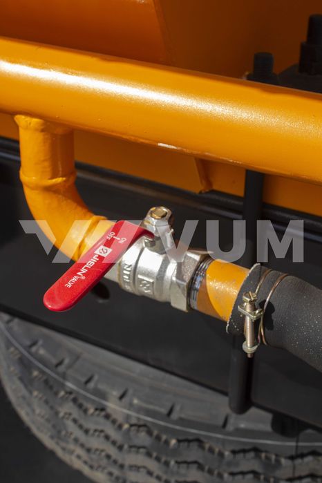 Поливомоечная машина FAW Tiger V (6 м³), VUM5110