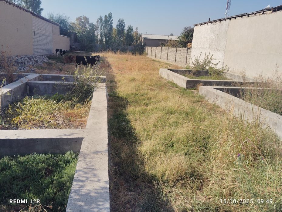 Yer sotiladi food sityga yaqin joyda