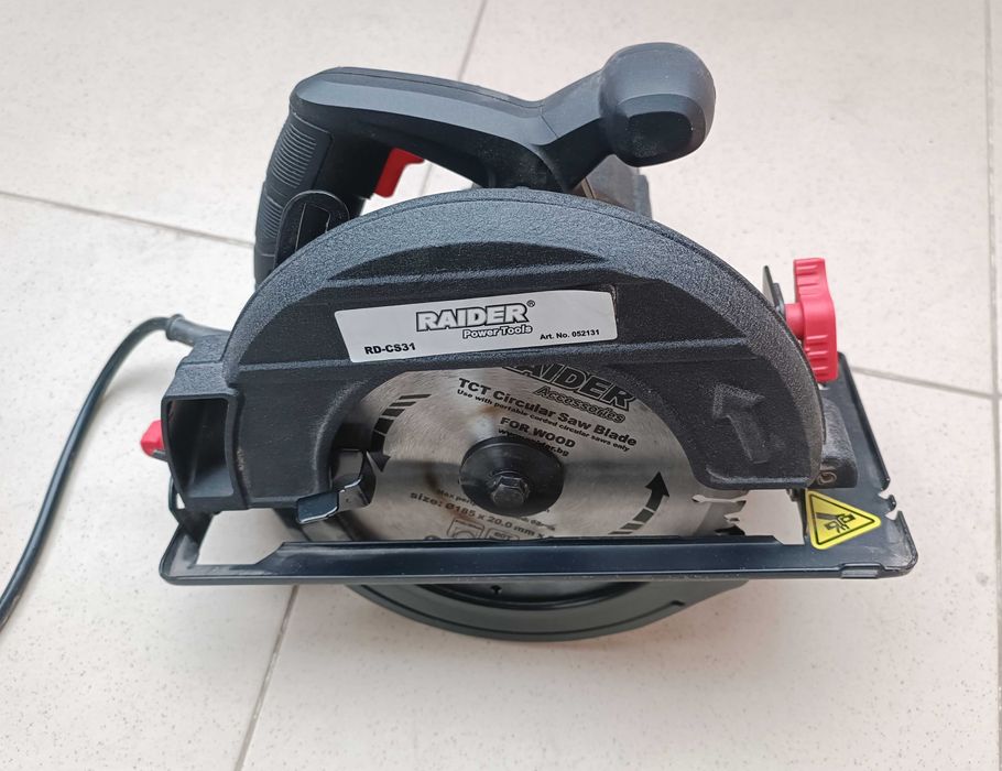 Циркуляр Raider RD CS31, като НОВ