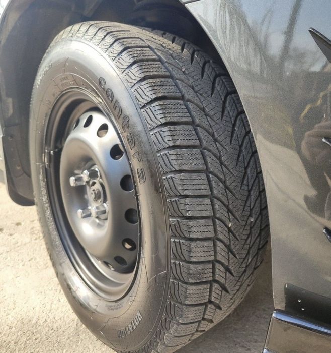 Срочно продоётся зимний резина новая