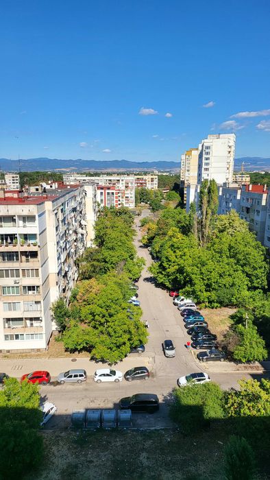 Продавам 2стаен непреходен Надежда 4