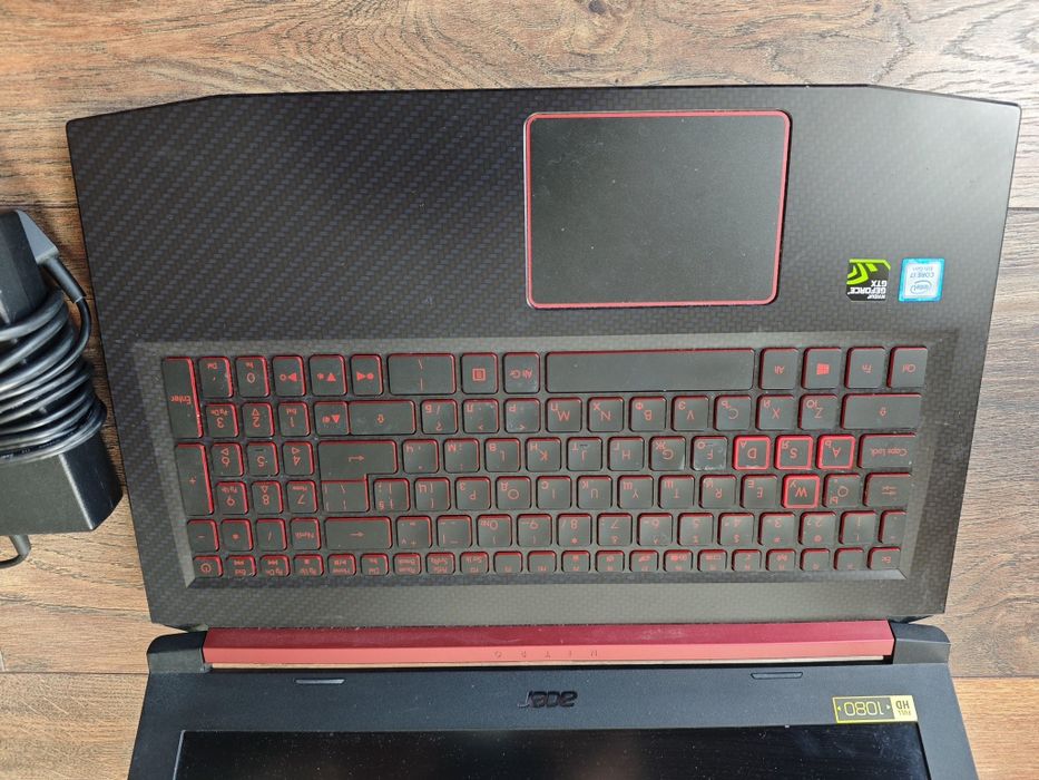 Acer Nitro 5 AN515-52-74XT