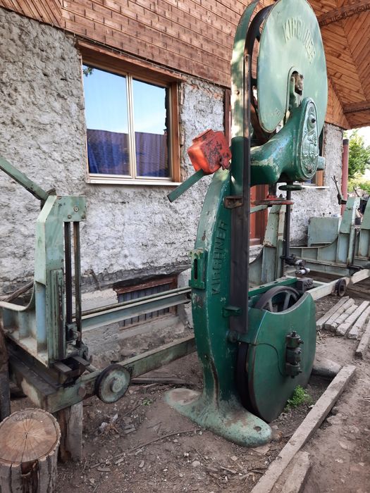 Gater (banzic) busteni