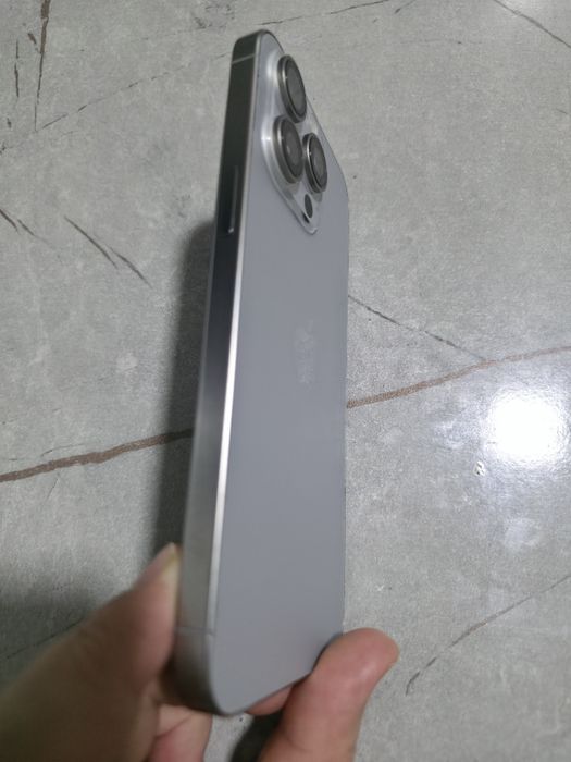 IPhone 15 Pro Max  512GB  89% IDEAL