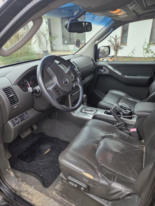 Nissan Pathfinder R51