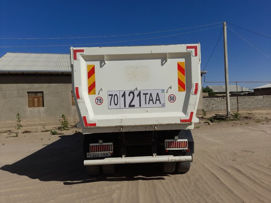 Ман  самосвал сотилади