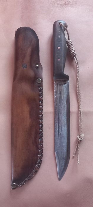 Здрав,кован овчарски нож , 30см.