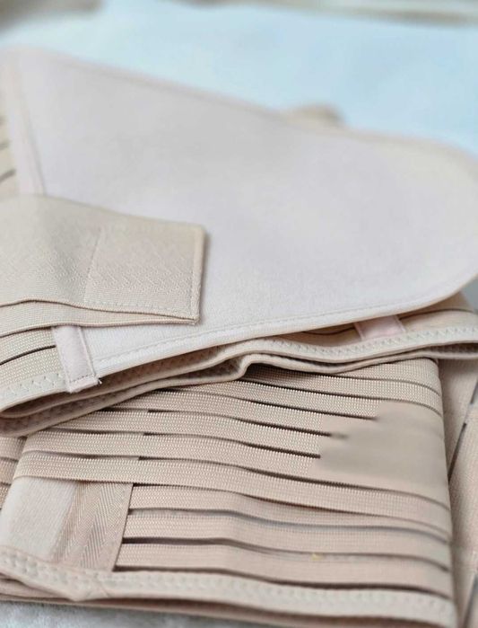 Corset postpartum