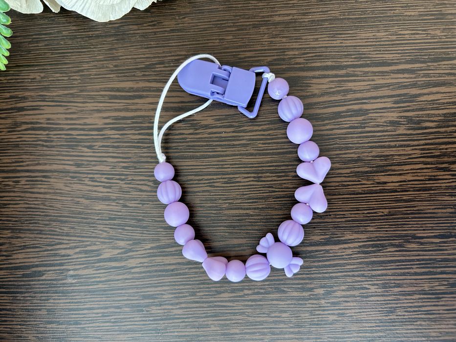 Accesoriu lantisor pentru suzete bebelusi