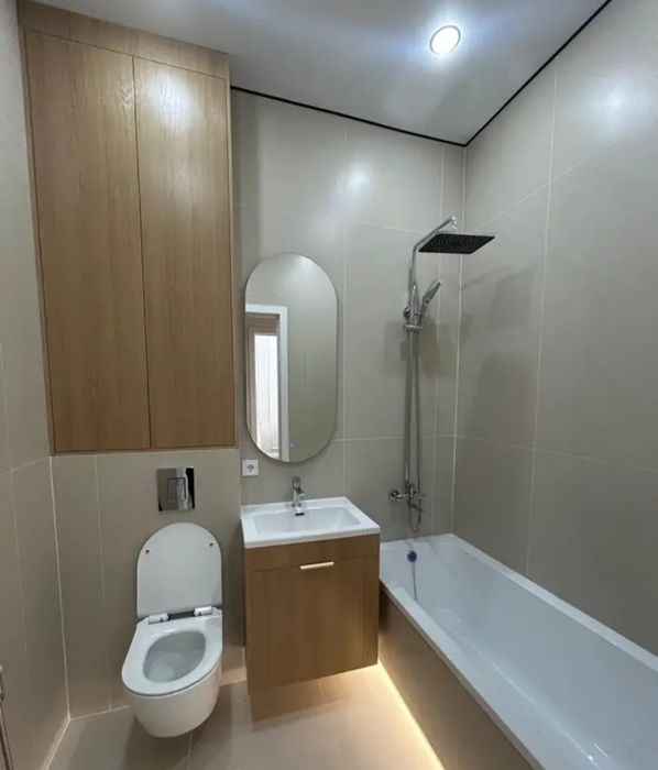 Oybek metro yonida 2 xonali kvartira ijaraga beriladi.