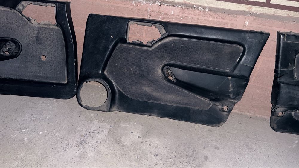 Опел дверные обшивки