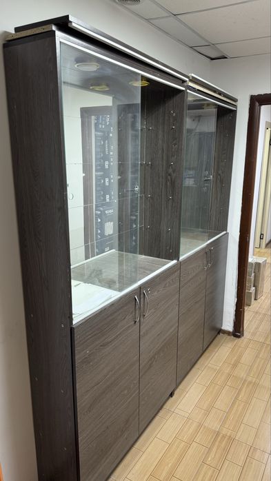 Шкаф, торговое оборудование