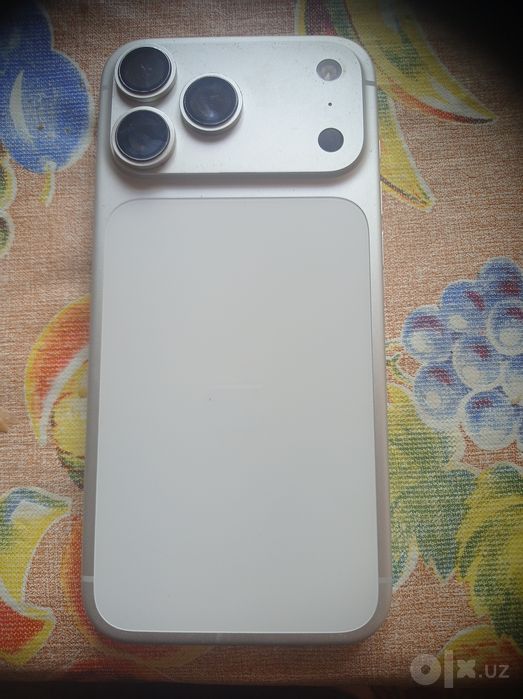 iPhone 17 pro max silver 256