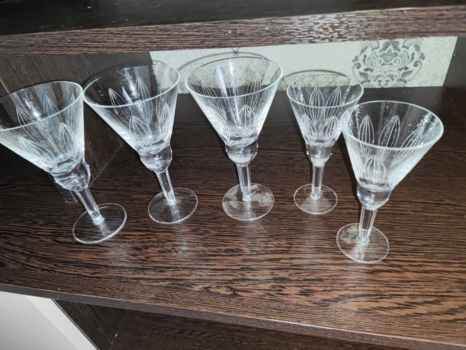 Посуда разная хрусталь стекло