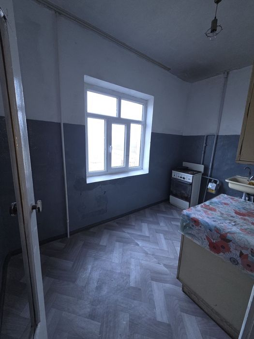 Продается Большая 1 комнатная квартира. 5/2 район. Этаж 3.