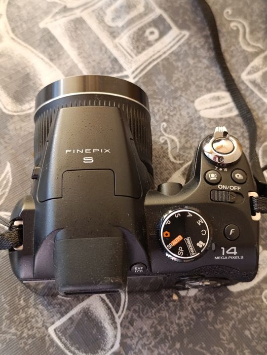 Фотоапарат Fujifilm Finepix S4000