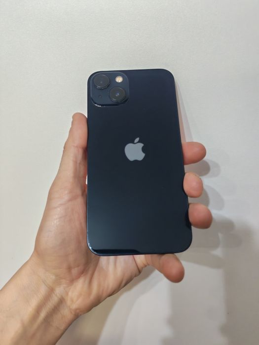 IPhone 13 Red produkt/albastru