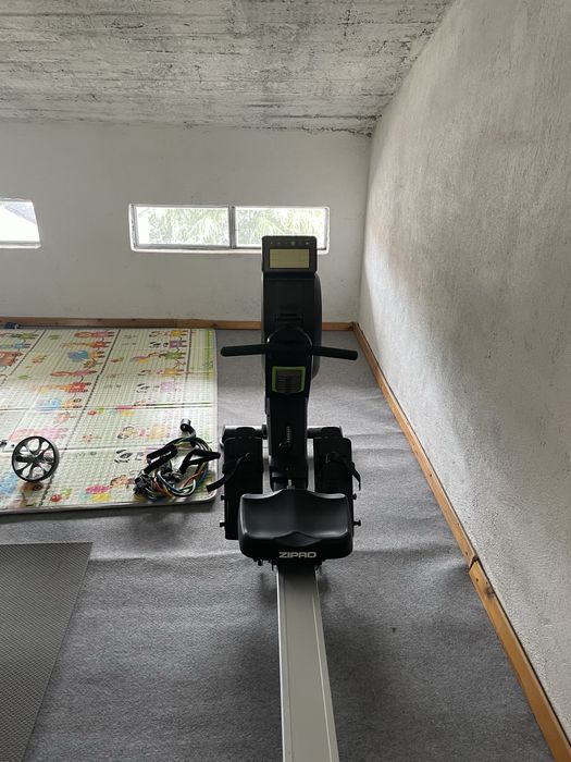 Гребен тренажор Zipro  Dash