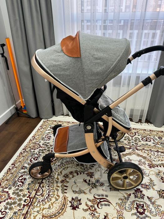 Продам коляску-трансформер 2 в 1