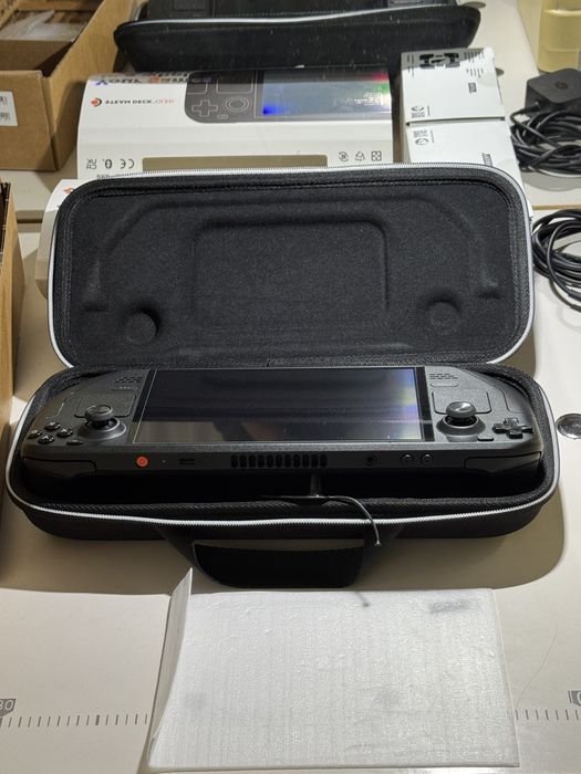 Steam Deck OLED 512GB, cutie completa, sigiliu, garantie valabila
