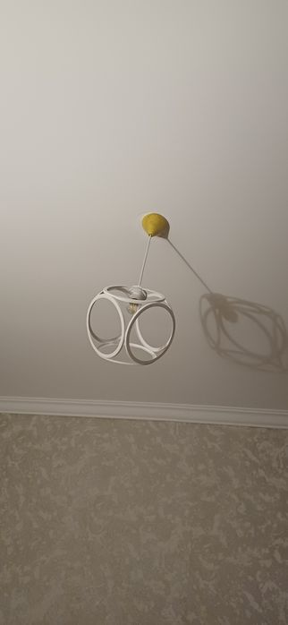 Продается люстра Lambadar