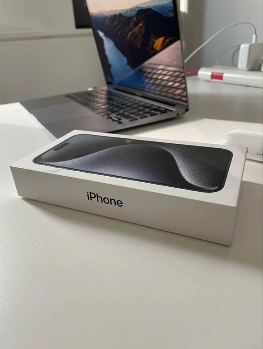 15 Pro max Blue Titan 256 GB 88% Срочно!