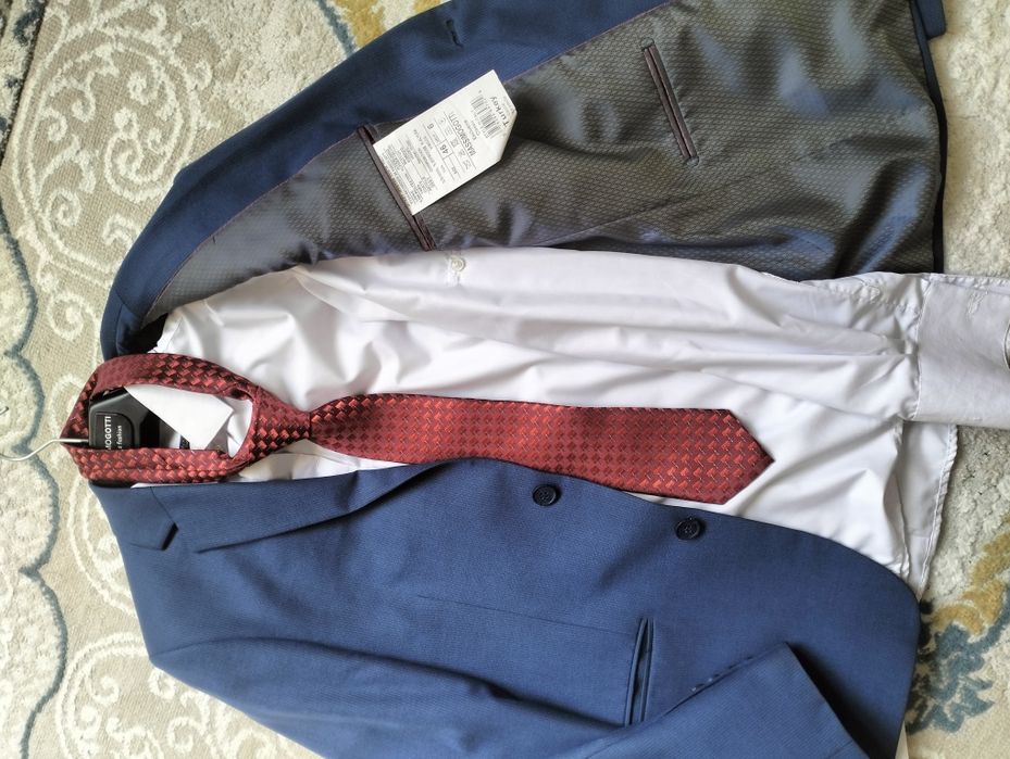 Мужской костюм. 46 размер