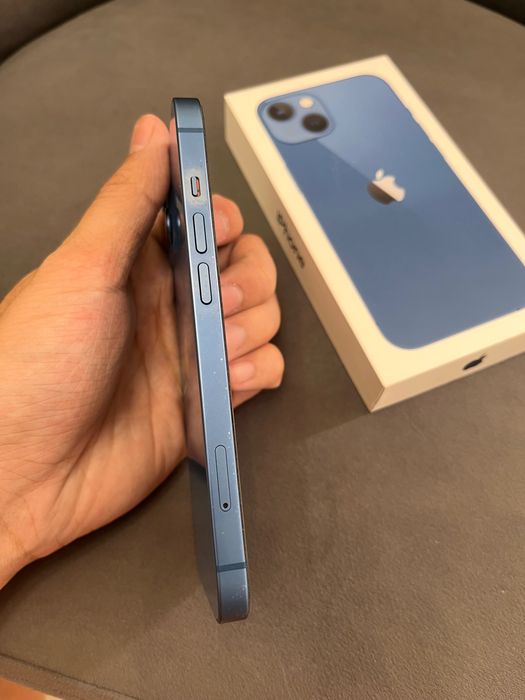Продам iPhone 13 256 ГБ айфон 13