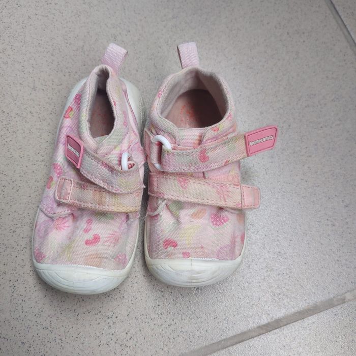 Papuci biomecanic marimea 20