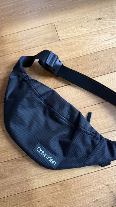 Чисто нова мъжка чанта Calvin Klein