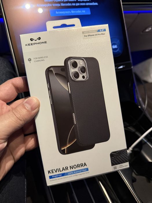 Продам чехол на IPhone 16 pro max