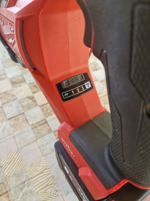 Sabie Milwaukee M18 ONEFSZ brushless