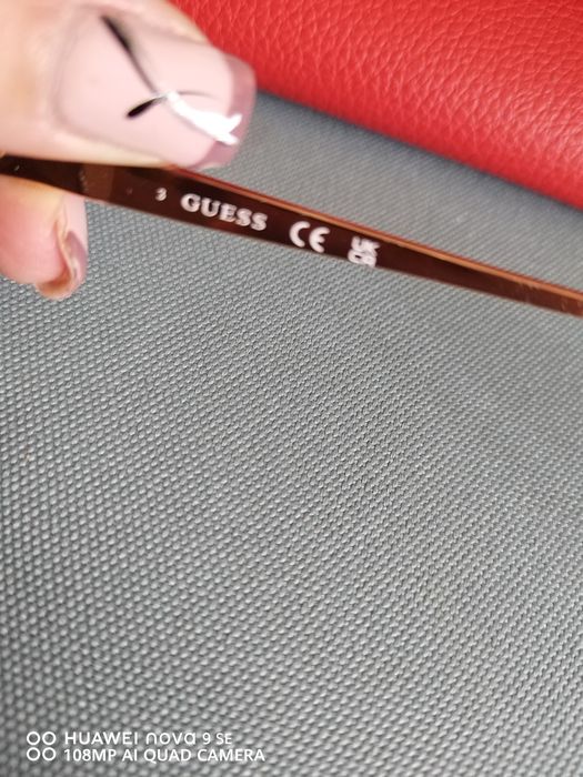 Слънчеви очила Guess