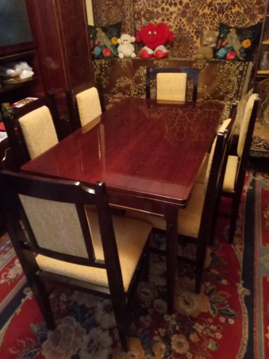 Стол + стулья + журнальный столик