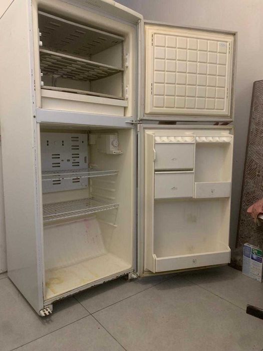 Холодильник продам