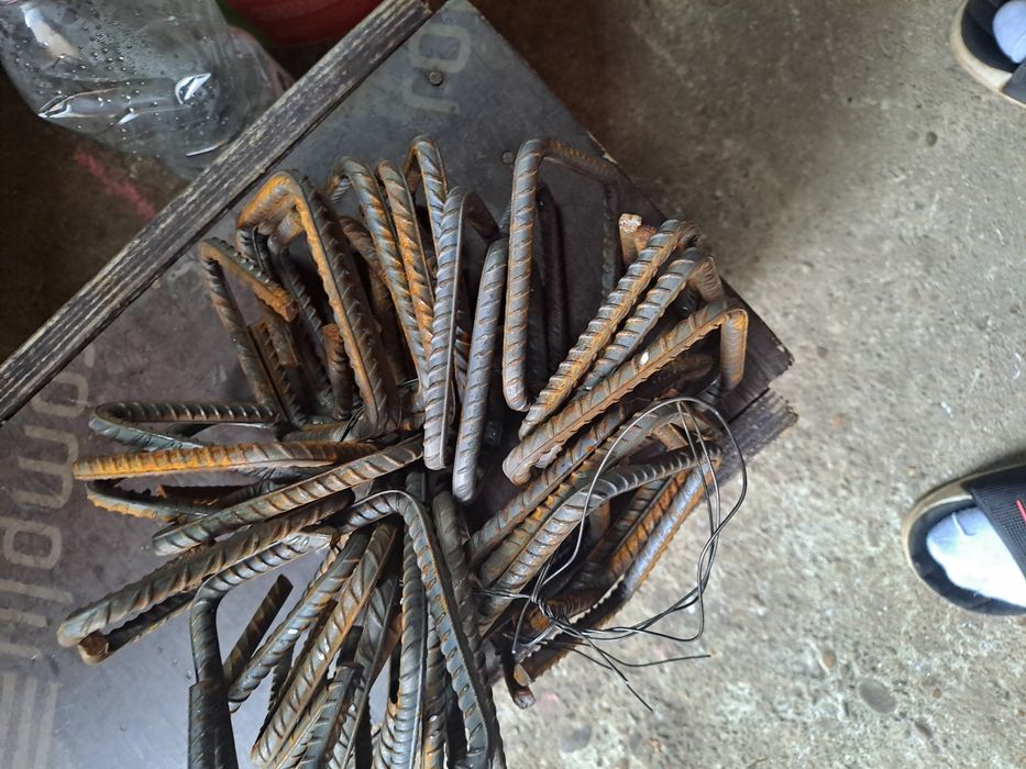 Etrieri din fier beton 10/10