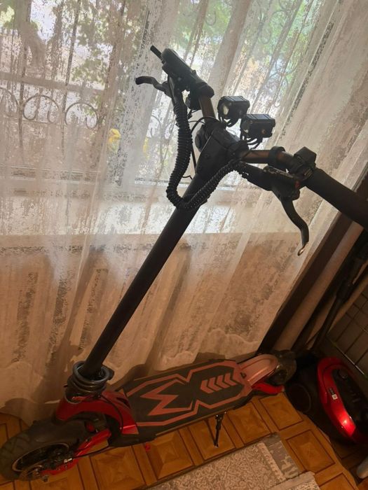 Самокат Kaabo Mantis 10