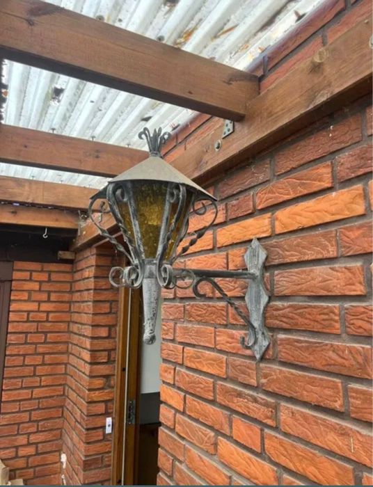 Стари , масивни лампи  Уникати  от ковано желязо . Над 50 годишни