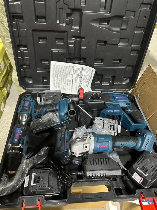 Super 4x1 nabor bosch ,makita ,dewalt ,crown