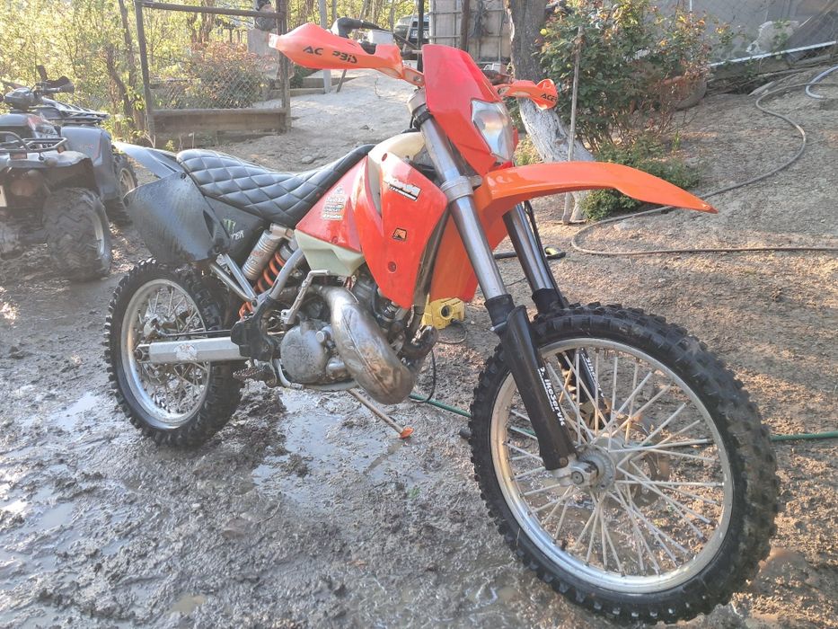 Cross ktm exc 200cc,2t,cititi descrierea
