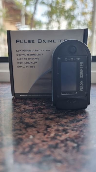 Пульсоксиметр оксиметр на палец Pulse Oximeter