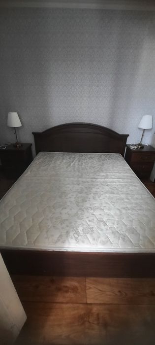 Продам спальный гарнитур