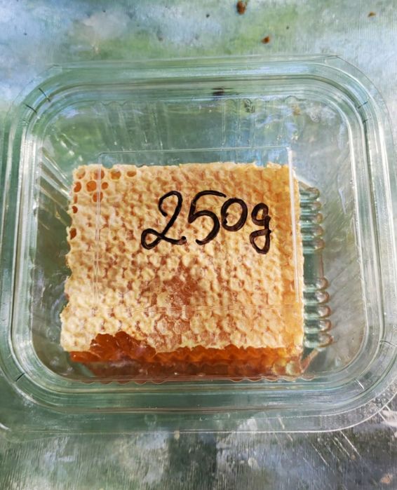 Vând miere din stupină proprie