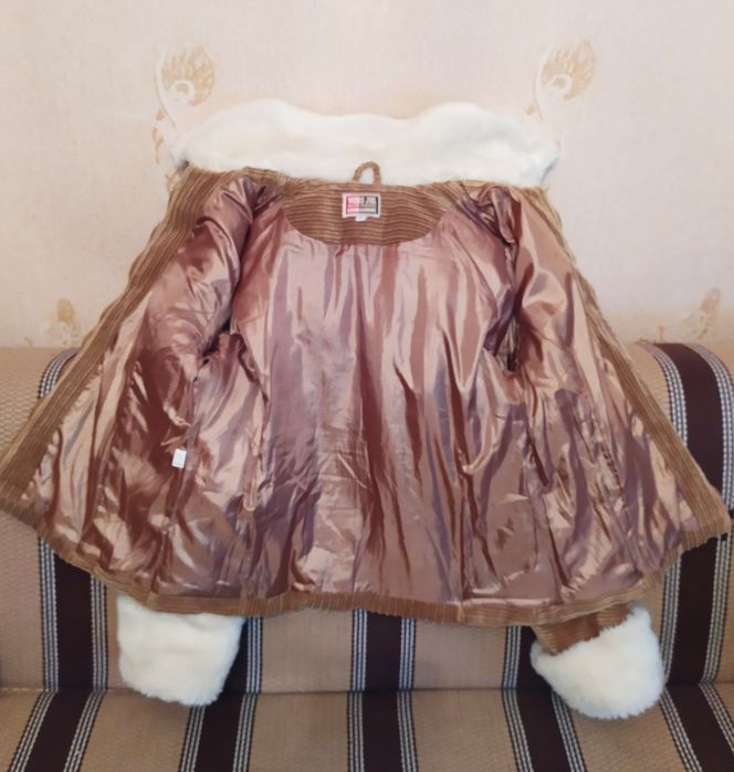 Женская вельветовая куртка