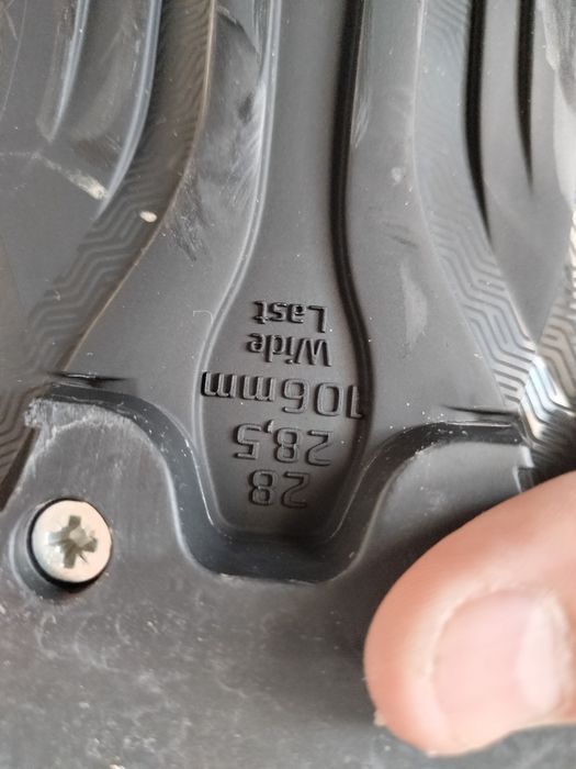 Продам горный лыжи