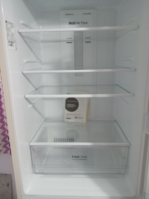Продам холодильник LG