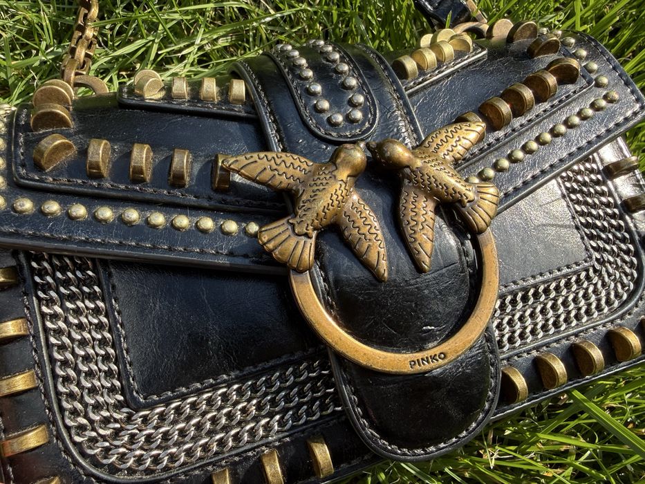 Geantă Pinko Love Bag originală – model statement cu ținte metalice