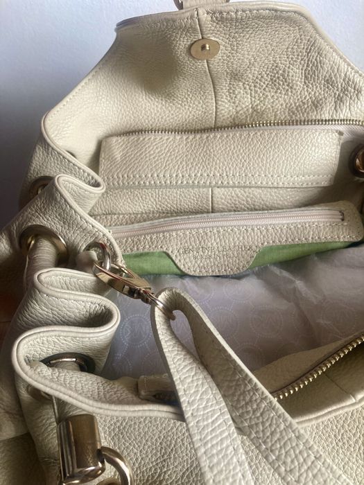 Geanta din piele, model tip buchet, cu detalii aurii/ Made in Italy