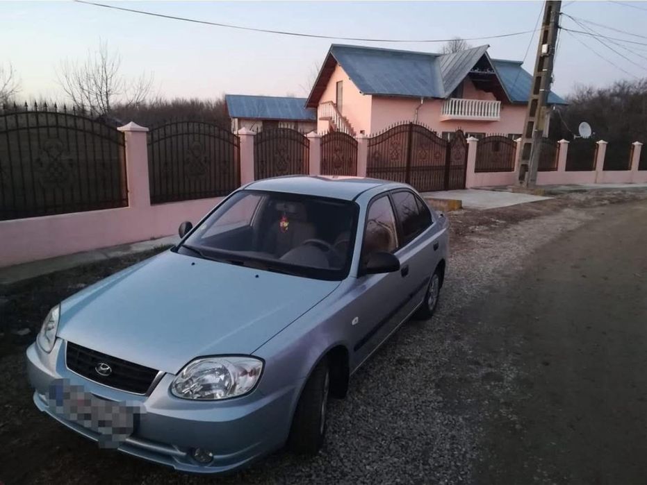 Vand hyundai accent 2004